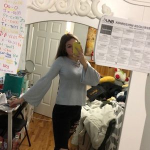 American eagle sweater